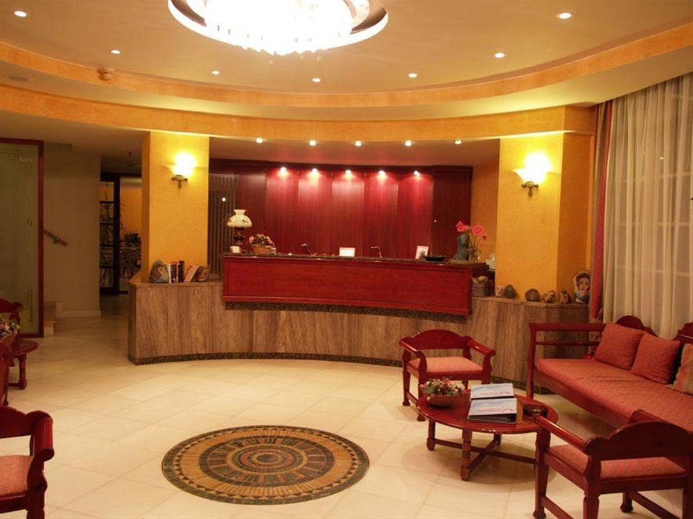 Elina Hotel Apartments Rethymno  ภายนอก รูปภาพ