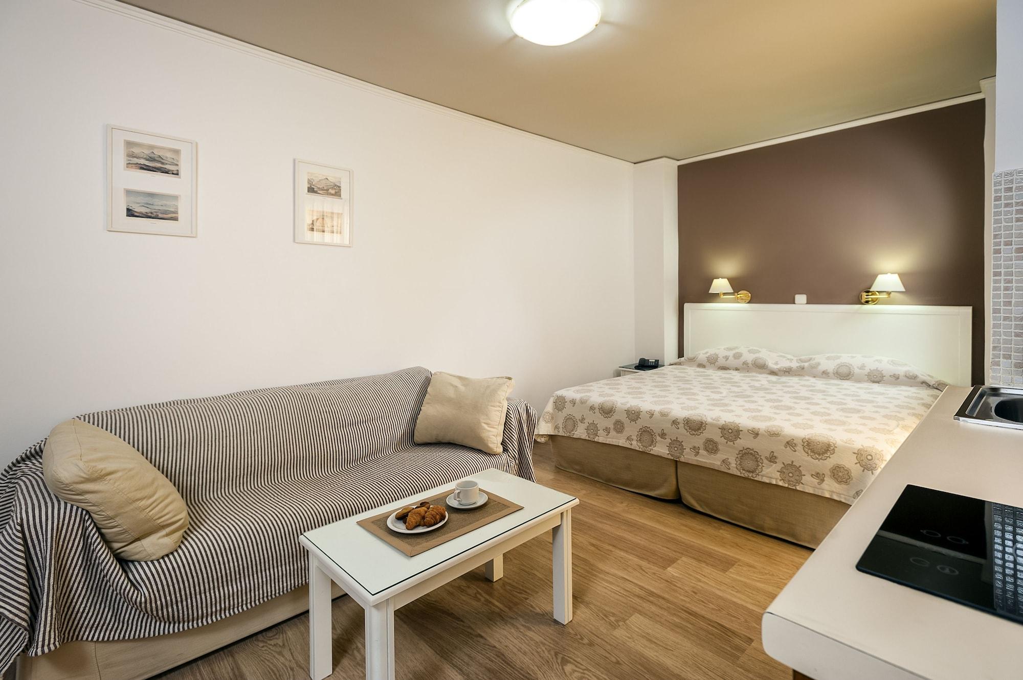 Elina Hotel Apartments Rethymno  ภายนอก รูปภาพ