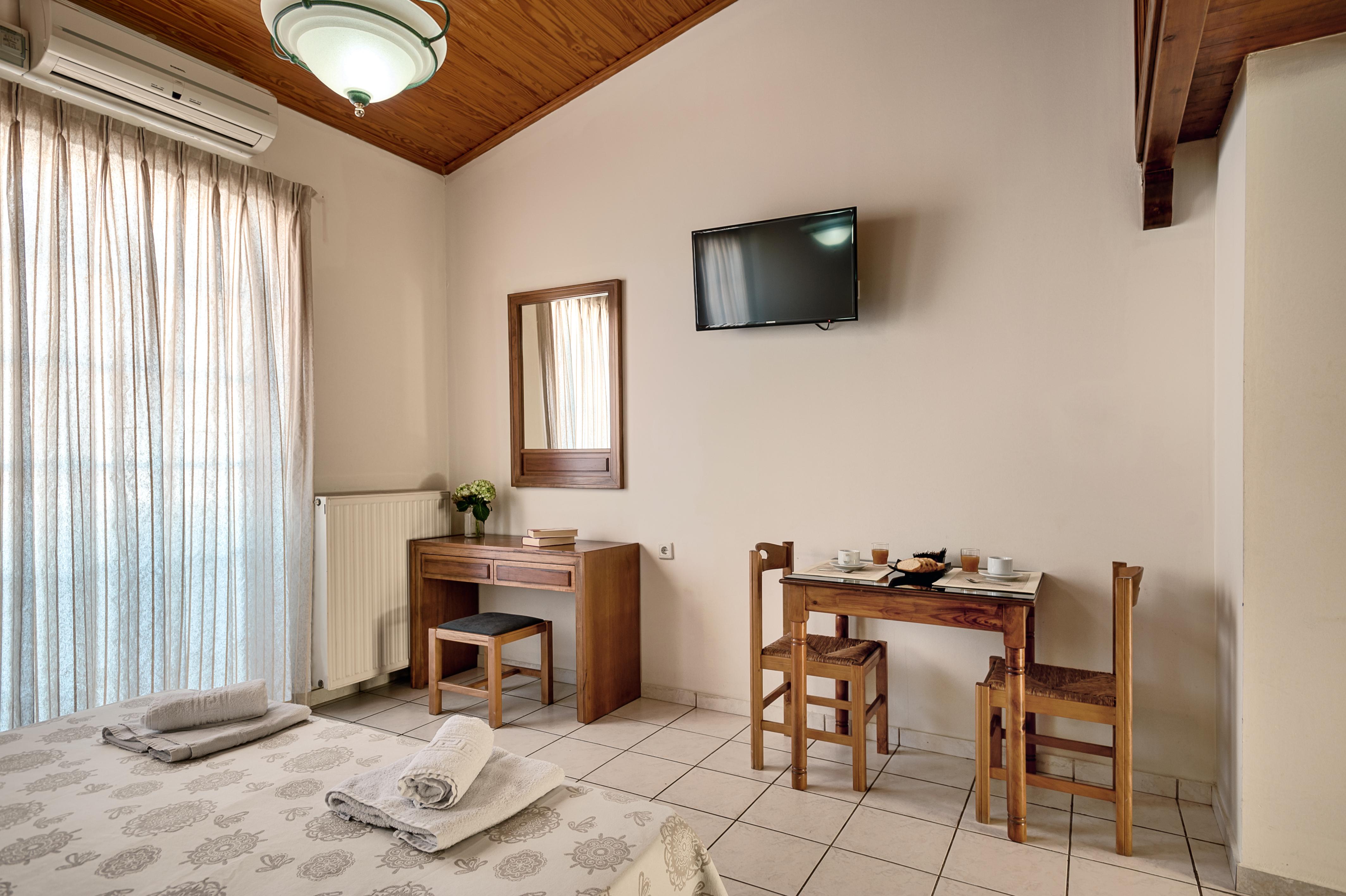 Elina Hotel Apartments Rethymno  ภายนอก รูปภาพ