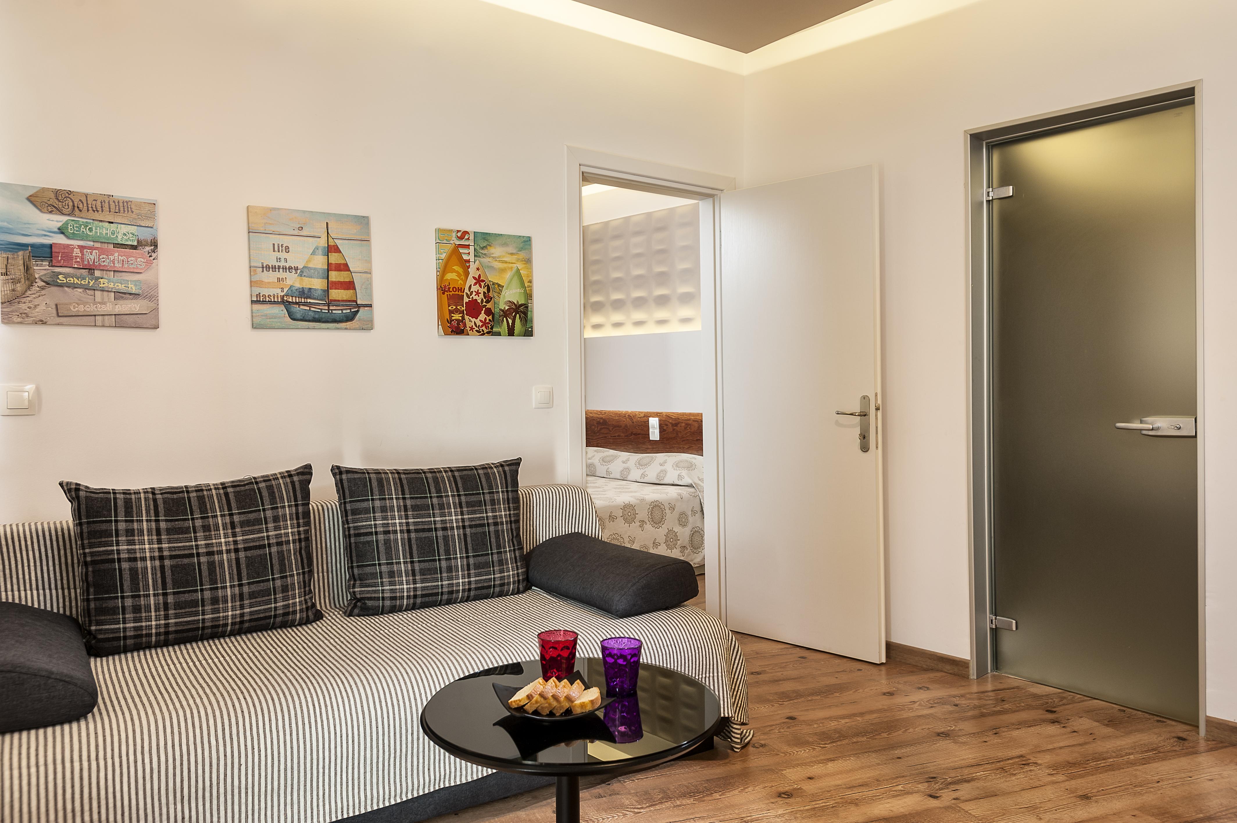 Elina Hotel Apartments Rethymno  ภายนอก รูปภาพ