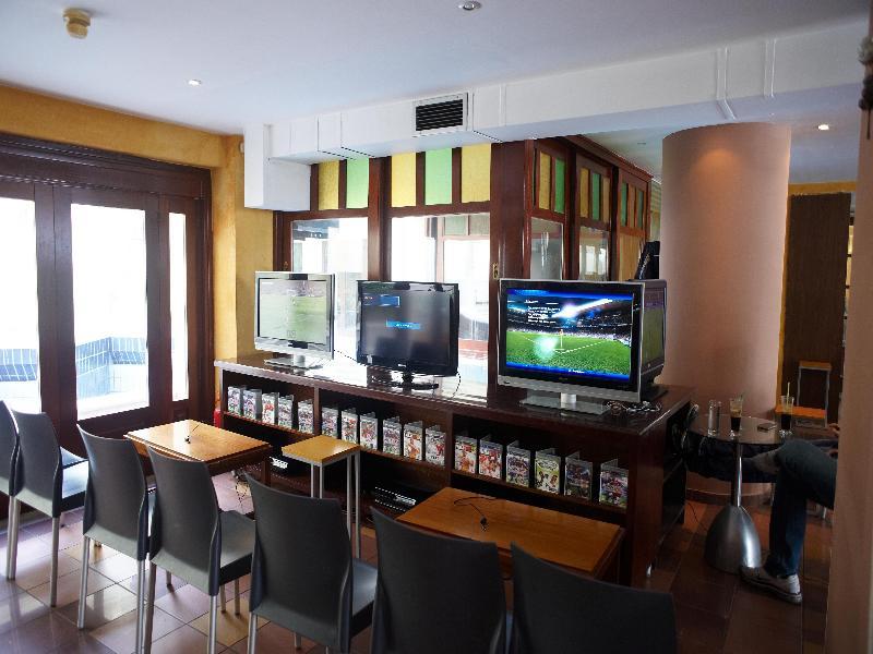 Elina Hotel Apartments Rethymno  ภายนอก รูปภาพ