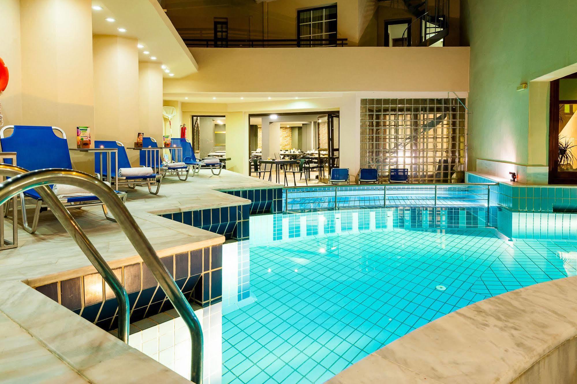 Elina Hotel Apartments Rethymno  ภายนอก รูปภาพ